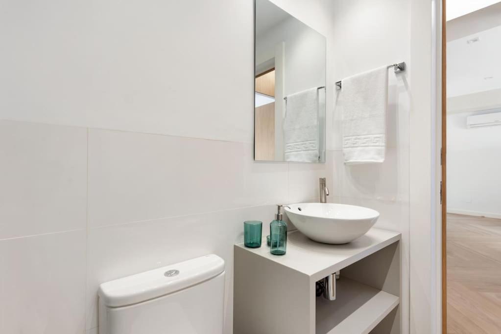 Mota Downtown And Commercial Area Apartament Malaga